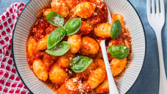 Est-ce qu'on peut récolter et cuisiner des tomates vertes?