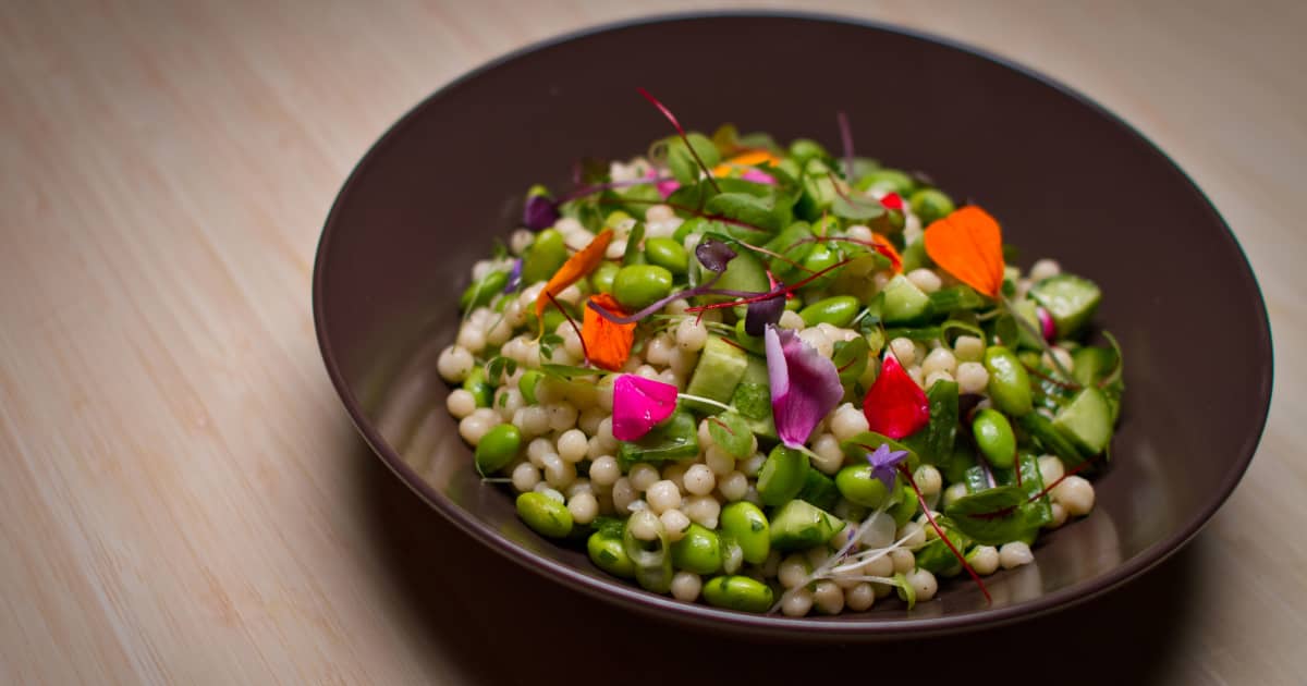 Recette de salade de couscous israélien Zeste