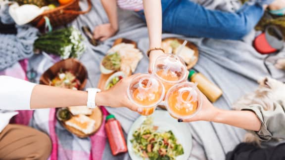 6 réflexes essentiels pour éviter les intoxications alimentaires durant vos potlucks d'été