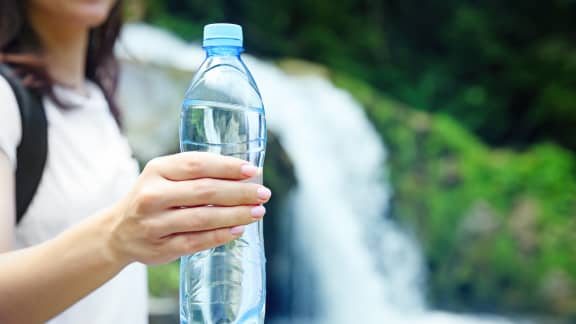 L'eau pétillante maison (SodaStream) est-elle meilleure pour la santé ?