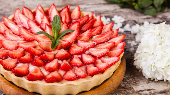 Tarte à la rhubarbe et aux fraises