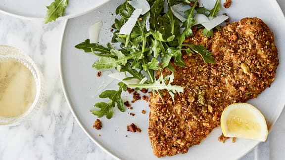 Jeudi : Escalopes de poulet en croûte de pistaches