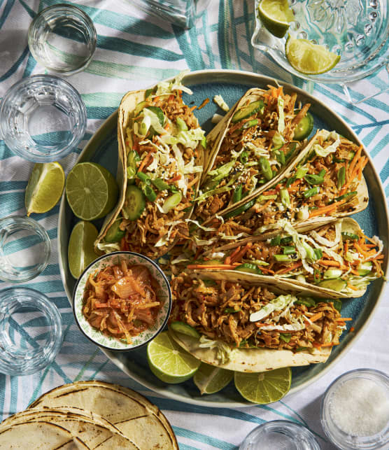 Tacos souples au tofu coréen effiloché