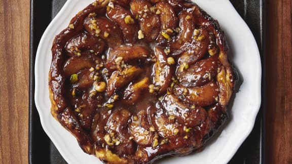 Tarte Tatin aux pommes et à la sauce à l’érable