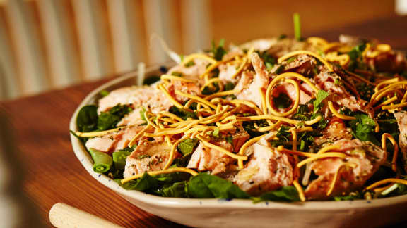Lundi : Salade-repas aux restants de saumon