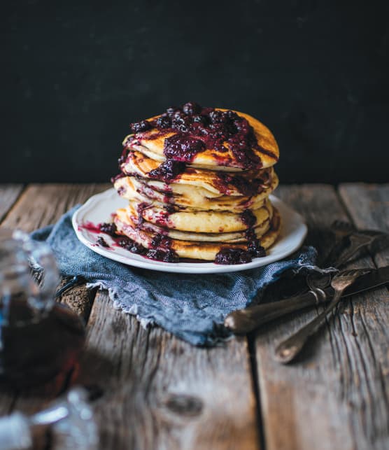 Pancakes moelleux sauce aux petits fruits