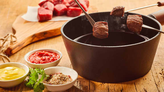 Restants de vin rouge : Fondue au vin rouge