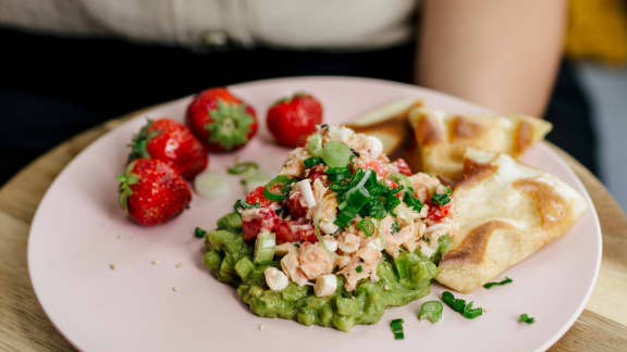 Mardi : Tartare de saumon aux fraises du Québec (Geneviève Everell)