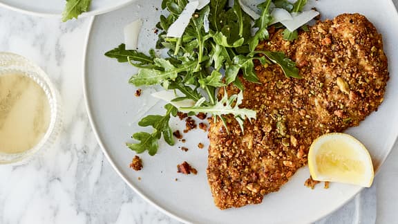 Mercredi : Escalopes de poulet en croûte de pistaches