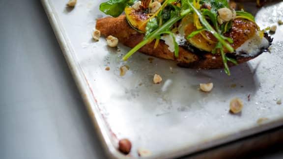 Tartines de figues caramélisées et ricotta