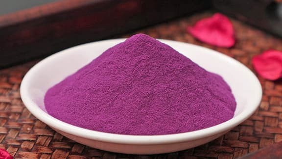 Découvrez l'ube latte, la nouvelle boisson qui remplacera le matcha