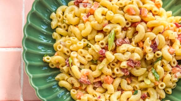 Salade de macaroni réinventée