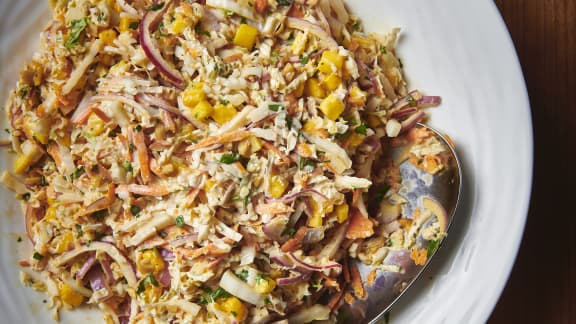 Salade de chou piquante à la mangue