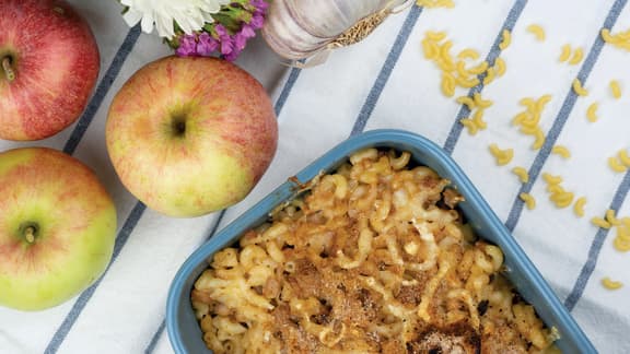 Mardi : Macaroni gratiné au poulet et aux pommes