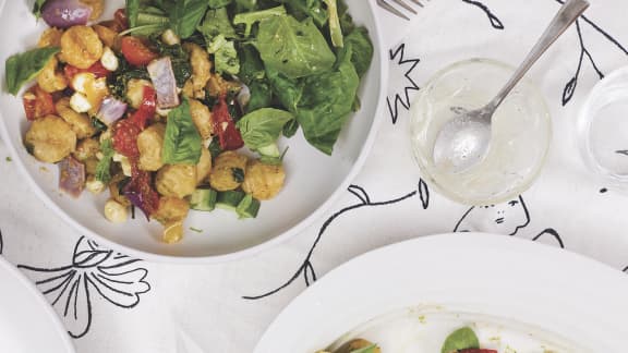 Gnocchis aux légumes grillés, au pesto et aux bocconcinis