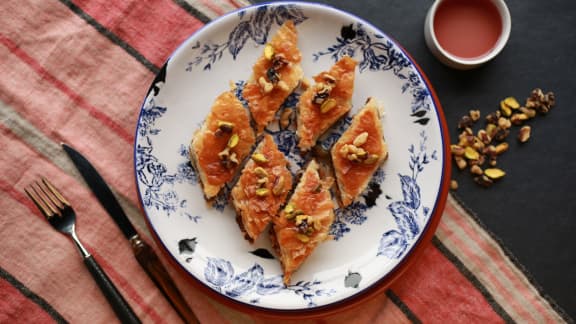 Baklavas au miel d’été et lilas