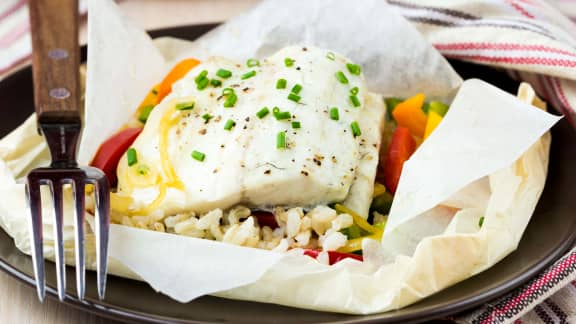 Papillotes de morue au beurre citronné aux herbes fraîches