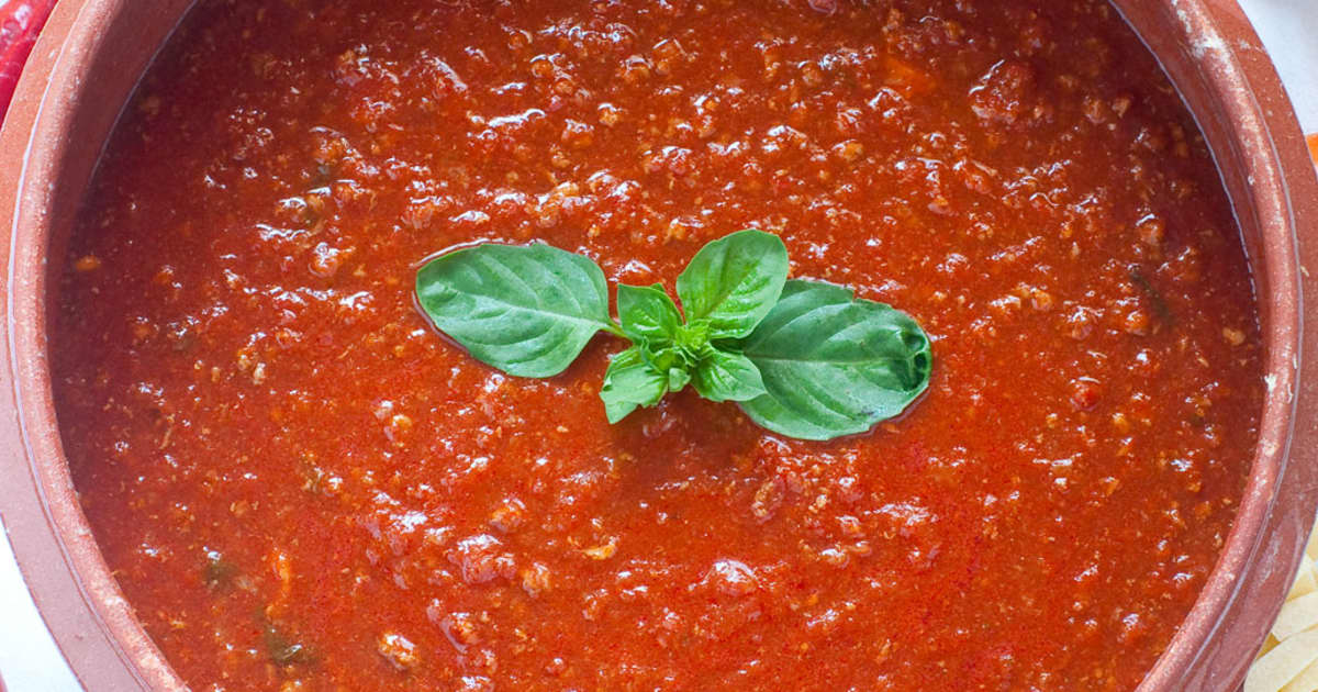 Comment faire des macaronis épicés à la sauce tomate