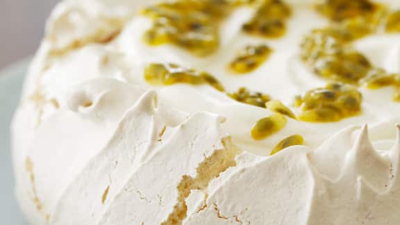 pavlova classique aux fruits de la passion