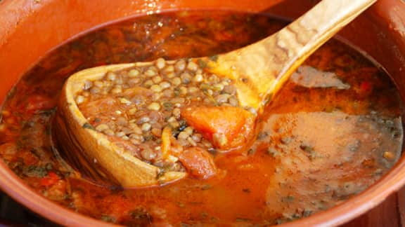 soupe aux lentilles et tomates