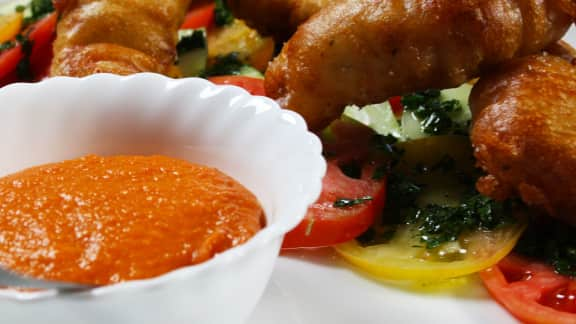 filets de rouget frits à la bière et ketchup aux tomates