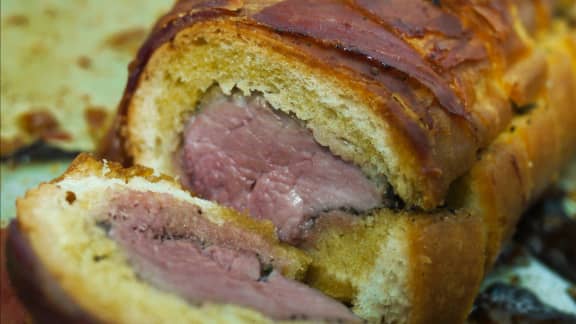 Rôti de porc en croûte de pain