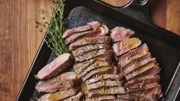 Vendredi : Steak, sauce aux 5 poivres et cognac