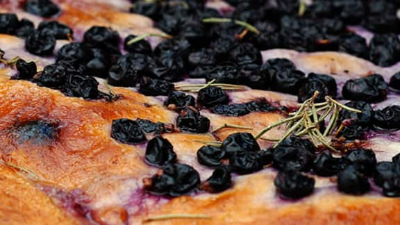 schiacciata con l'uva (Focaccia aux raisins)