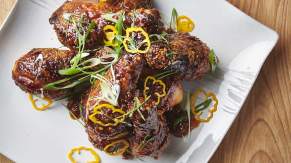 Poulet frit au babeurre, laqué au Whisky