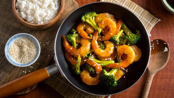 Sauté de crevettes au brocoli