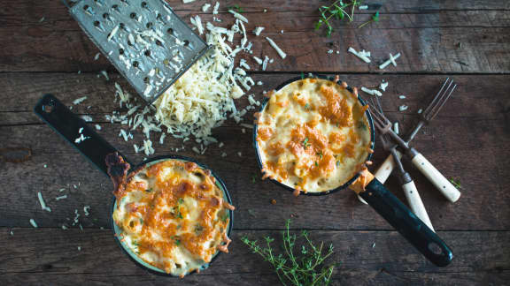 Macaroni au fromage, à la bière et aux herbes salées du Bas-du-Fleuve