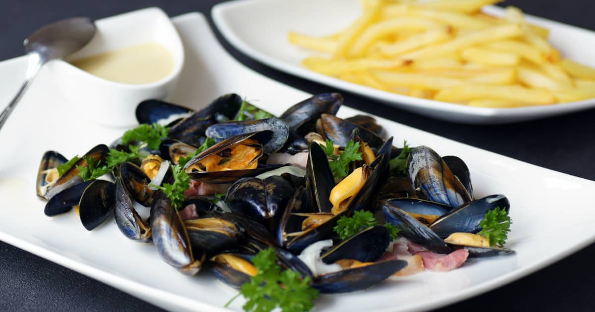 Les meilleurs restos pour manger des moulesfrites à Montréal et ailleurs Zeste