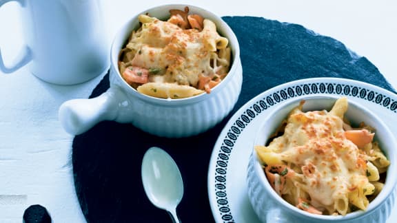 Vendredi : Gratin de pâtes sauce Alfredo et saumon fumé