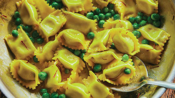 Agnolotti, petits pois, sauce safran