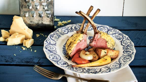 Carrés d'agneau du Québec en croûte de cheddar vieilli