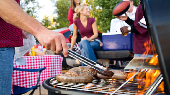 TOP : Les 8 trucs de Daniel Vézina pour la cuisson au BBQ!