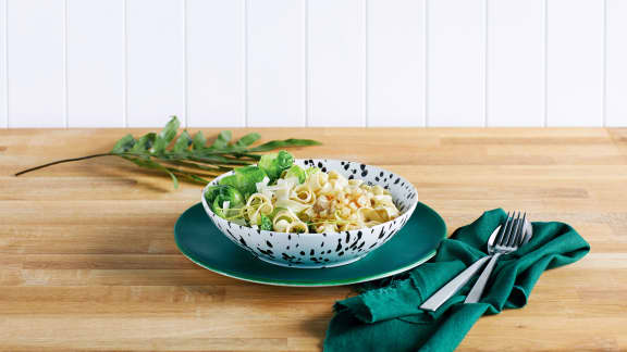 Fettuccines aux pétales de choux de Bruxelles et à la crème citronnée