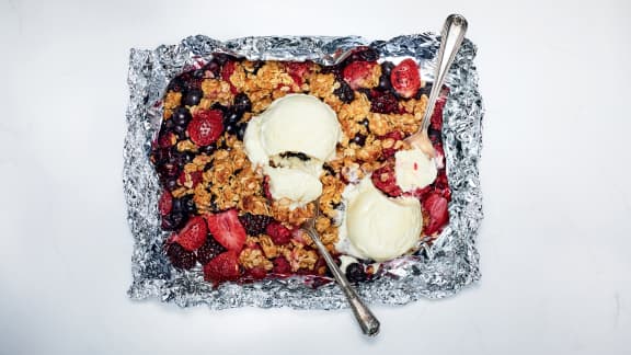 Crumble de petits fruits en papillote