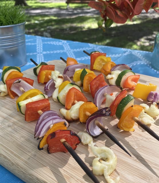 Brochettes de légumes et halloumi