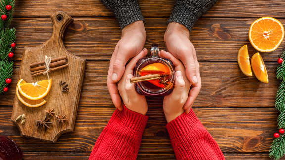 TOP : Nos meilleures recettes de vin chaud pour se mettre dans l'ambiance des Fêtes!