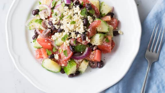 Salade grecque protéinée au tofu