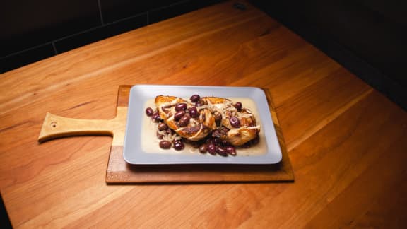 Combien de calories dans la poitrine, les cuisses et les pilons de poulet?