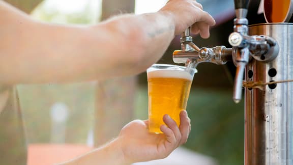 Ce populaire festival de bières débarque dans les Marchés publics de Montréal