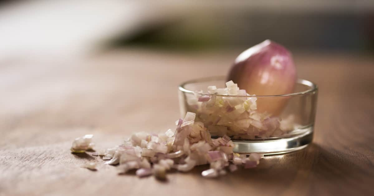 Comment couper un oignon Zeste