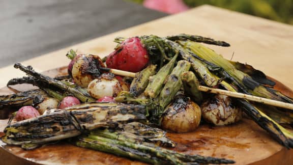 Légumes fumés et okras à la jerk