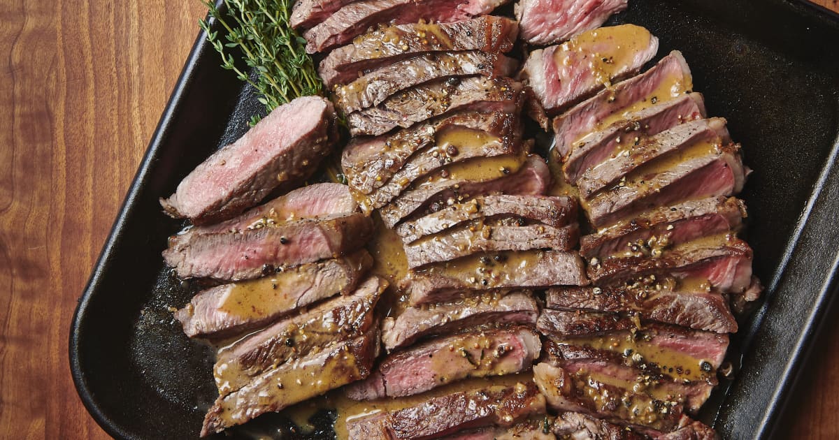 Steak, sauce aux 5 poivres et cognac Zeste