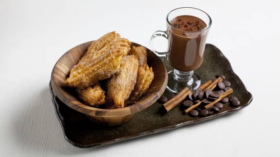 Churros et chocolat épicé