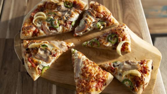 Vendredi : Pizza québecoise et bacon fumé maison