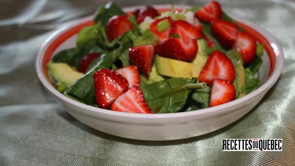 Salade d'épinards et fraises