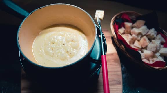 Fondue au fromage moitié-moitié